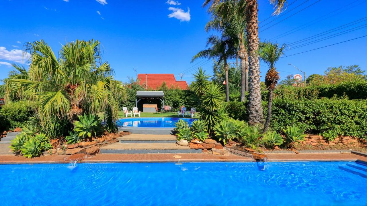 Country Leisure Motor Inn Ντούμπο Εξωτερικό φωτογραφία