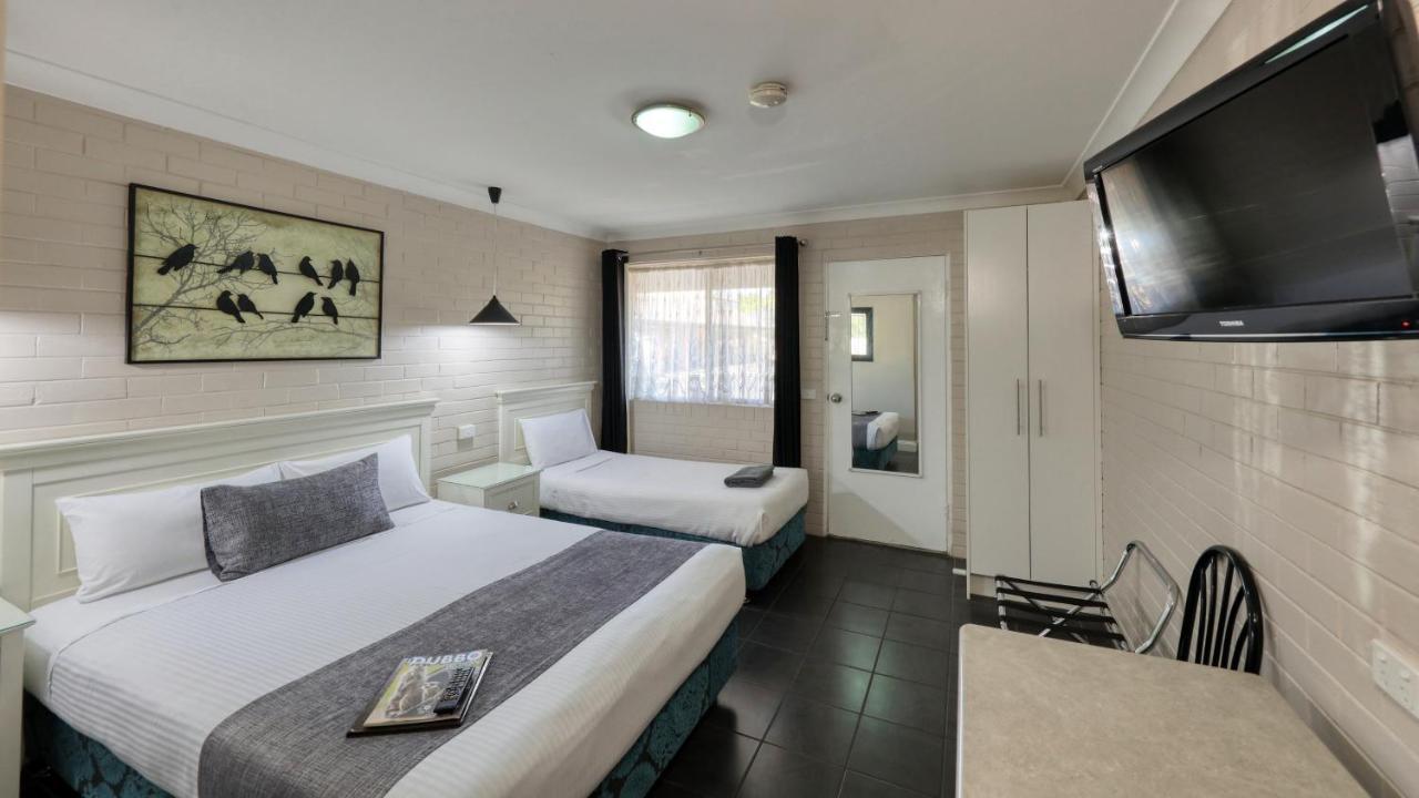 Country Leisure Motor Inn Ντούμπο Εξωτερικό φωτογραφία